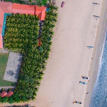 JKAB Beach Resort Trincomalee Exterior foto