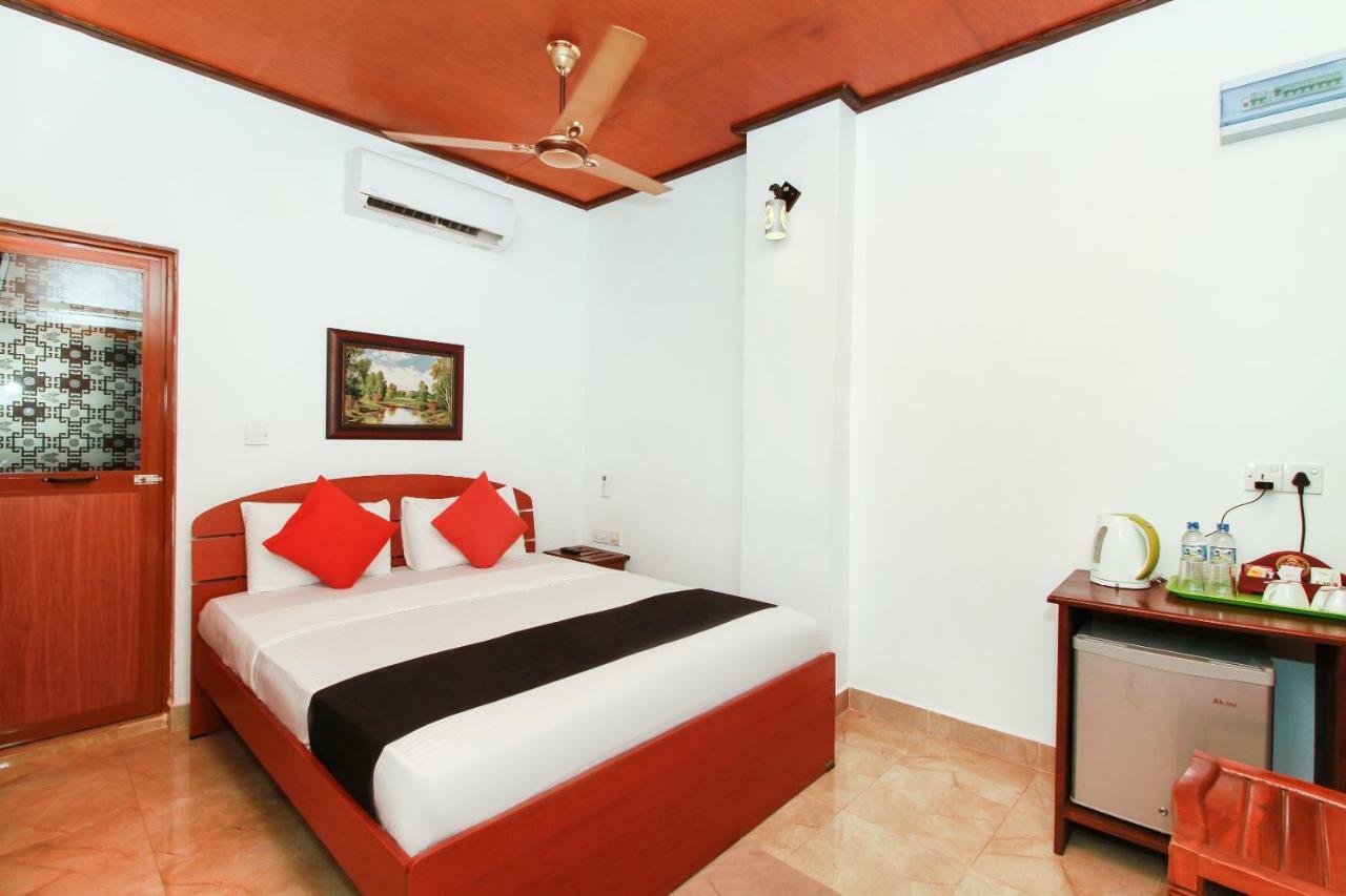 JKAB Beach Resort Trincomalee Exterior foto