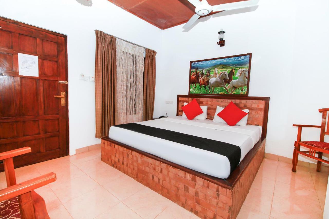 JKAB Beach Resort Trincomalee Exterior foto